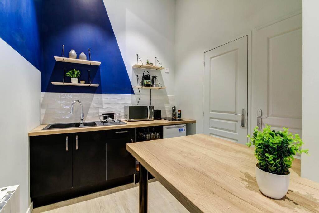 Le Berlier 60M2 + Cour Privee - Centre Historique Apartment ดีจอง ภายนอก รูปภาพ