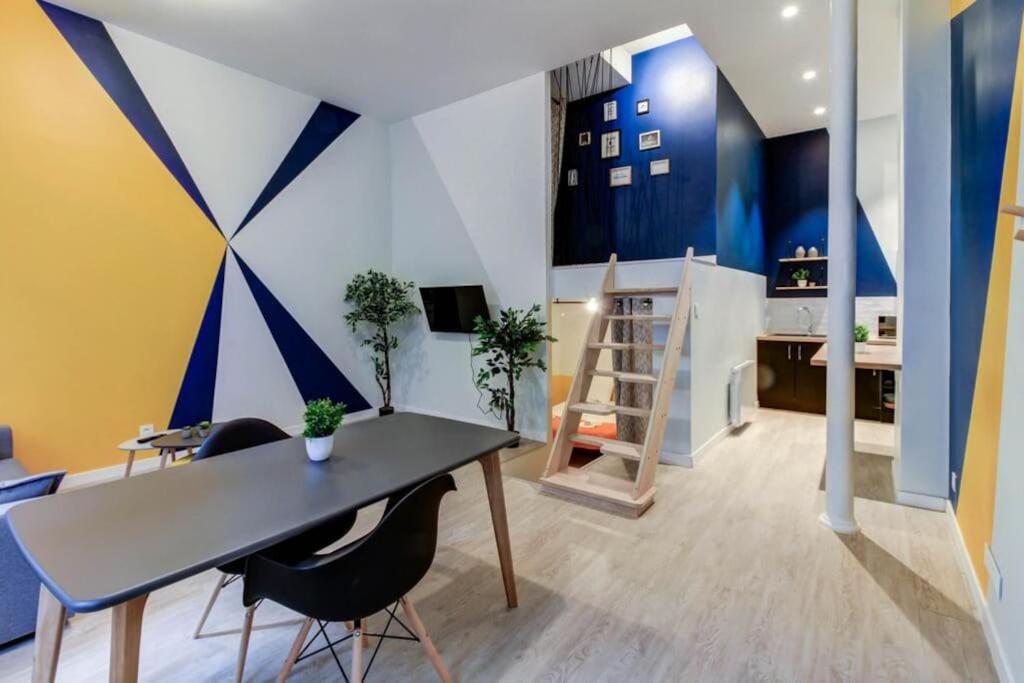 Le Berlier 60M2 + Cour Privee - Centre Historique Apartment ดีจอง ภายนอก รูปภาพ
